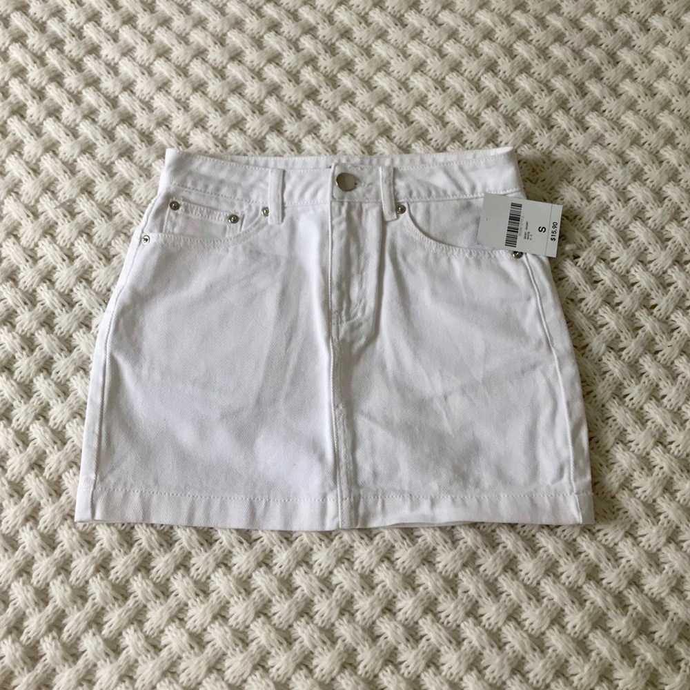 💟NWT White Denim Skirt